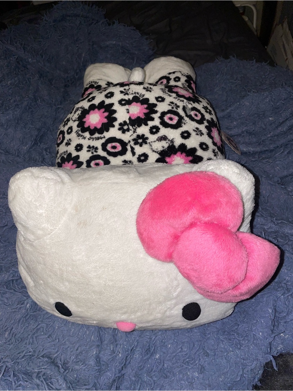 Hello kitty pillow